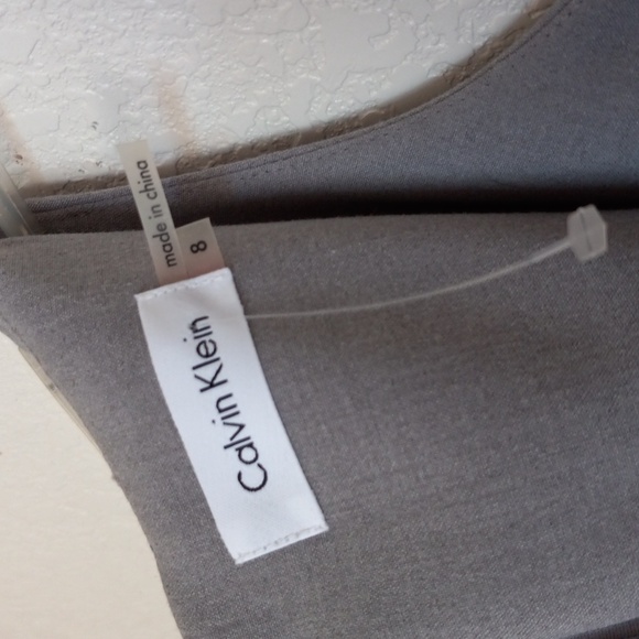 Calvin Klein woman's dress size 8 Gray NWT sarong type front loose pleats - Picture 4 of 6